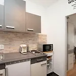 Escape 18 - Pool & Sauna - 10 Min To Hallstatt Apartman