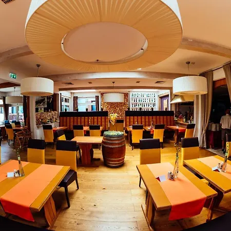 Escape 18 - Pool & Sauna - 10 Min To Hallstatt Гозау